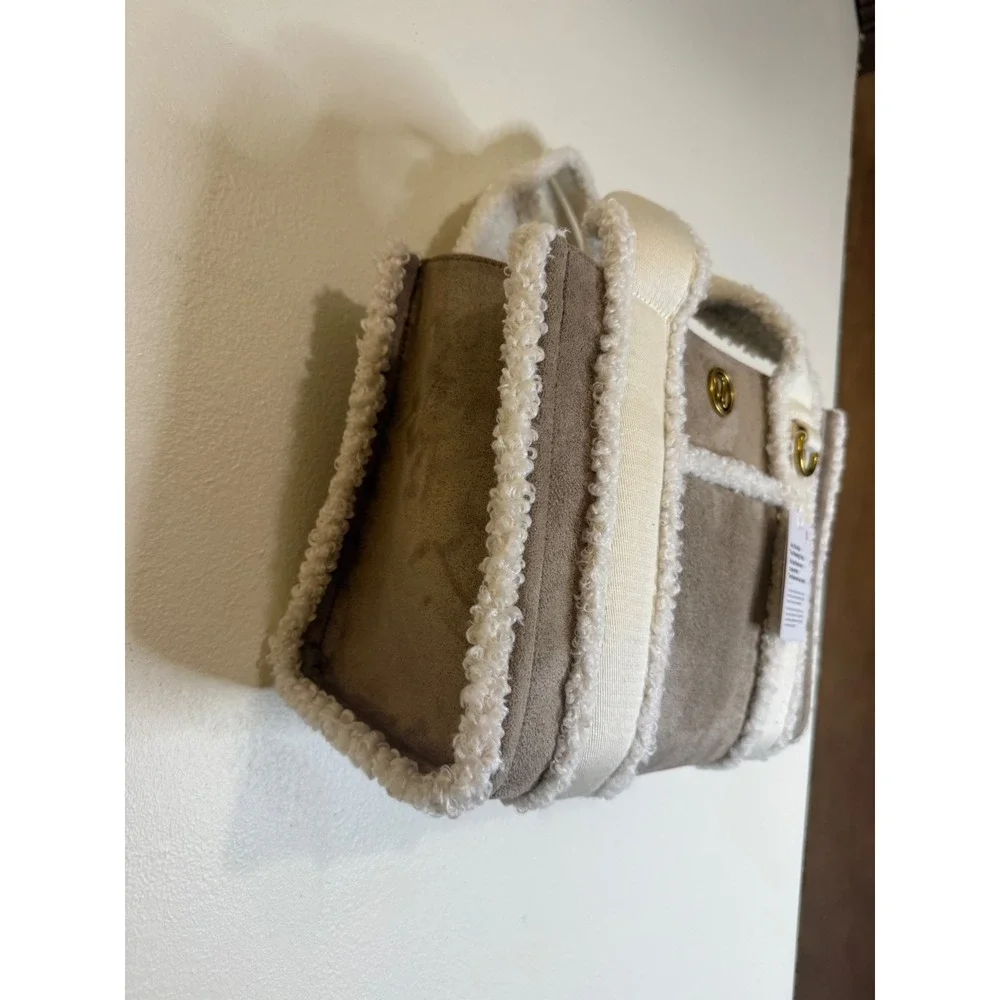 Lululemon Boxy Tote Mini Faux Shearling Trim 4.5L Crossbody $148 MSRP NWT